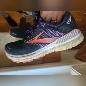 Brooks Adrenaline GTS